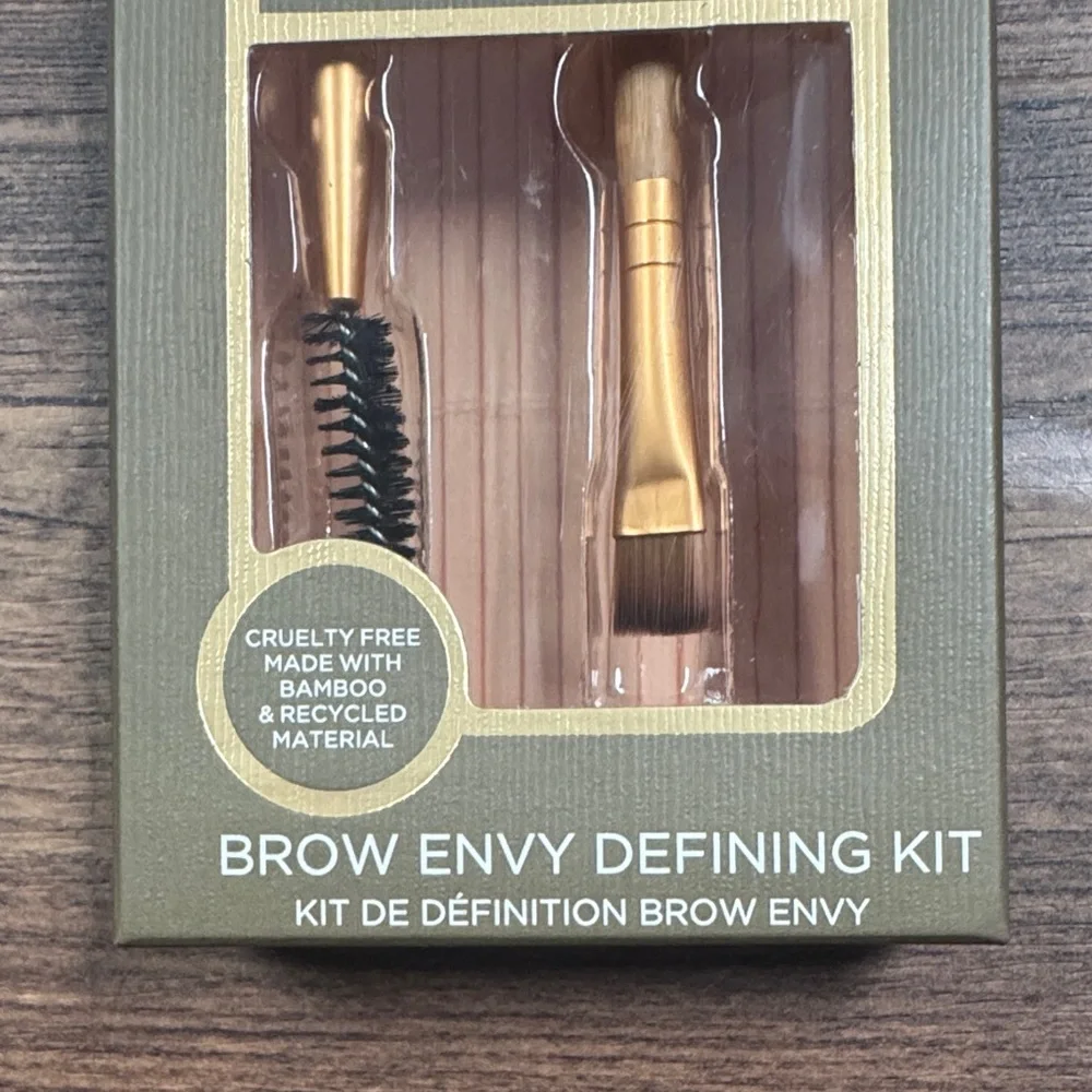 Brow Envy Defining Kit with Gold Accents